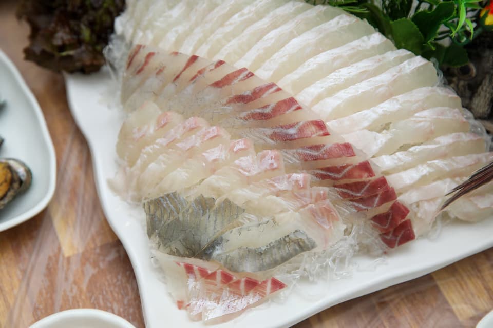 수정횟집 부산 자갈치해안로 활어회 전문점 홈으로 가기, How to Eat at Jagalchi Market, Local Guide to Ordering Sashimi, Prices & Etiquette