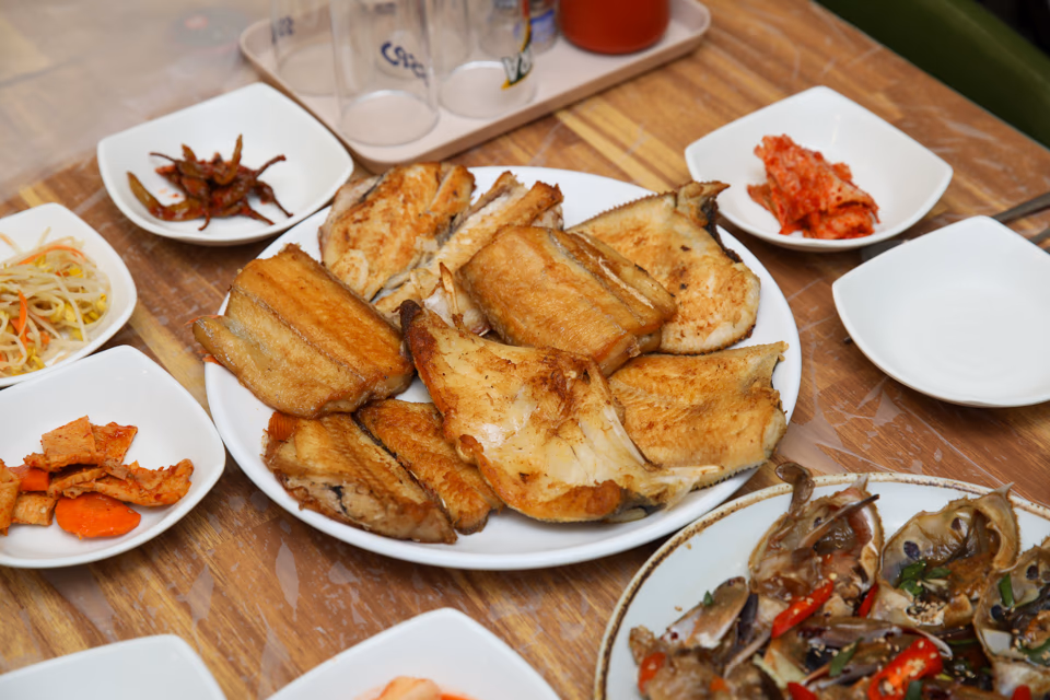 Sashimi set meal for one, live fish, banchan, rice, bone broth