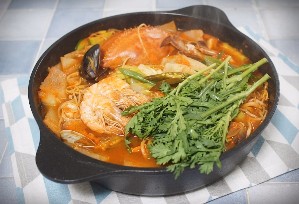 부산 횟집 사이드 메뉴 조개구이