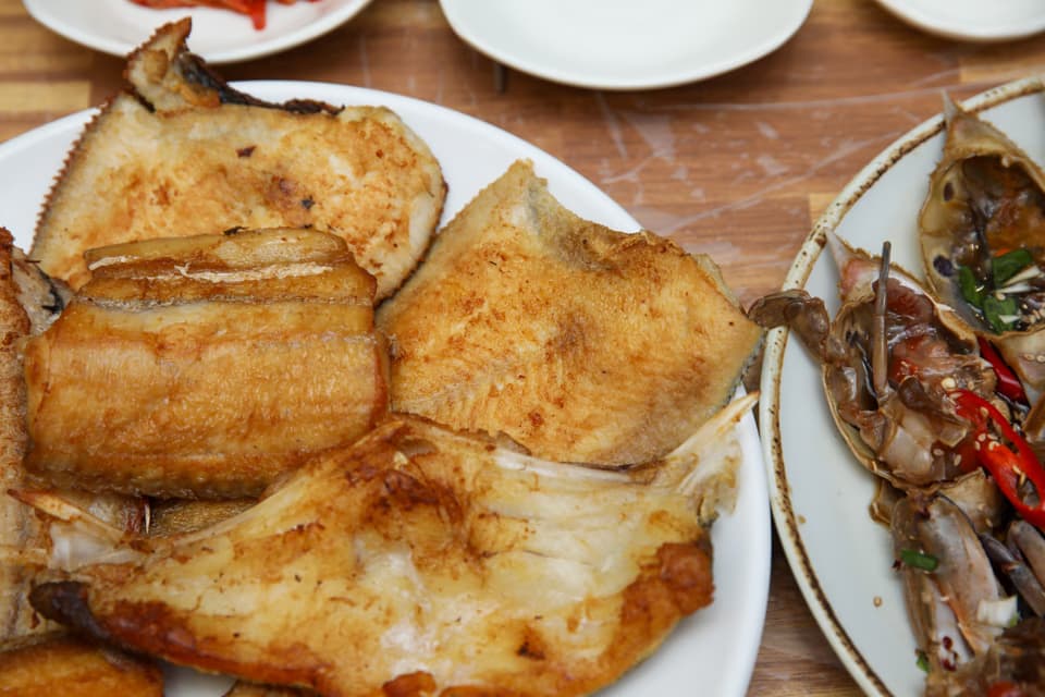 日替わり焼き魚, サバ・太刀魚・カレイなど