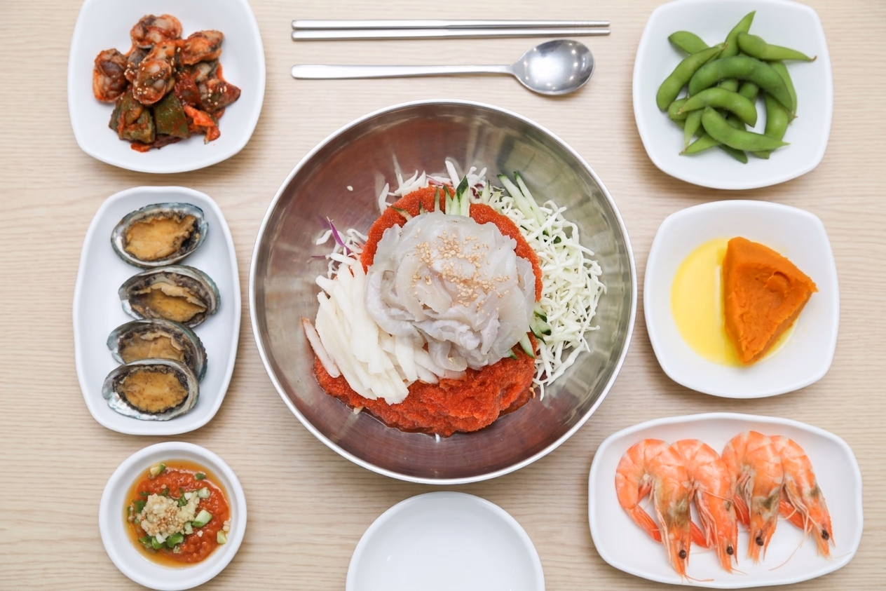 Busan mulhoe, Korea's Spicy Cold Raw Fish Soup, The Complete Guide (4/10)