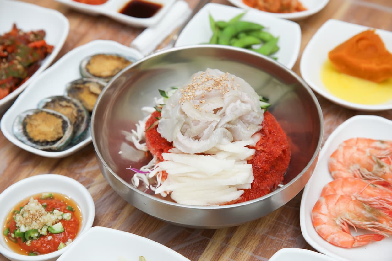 釜山生魚冷湯, 札嘎其市場周邊海鮮美食完全指南 (5/10)