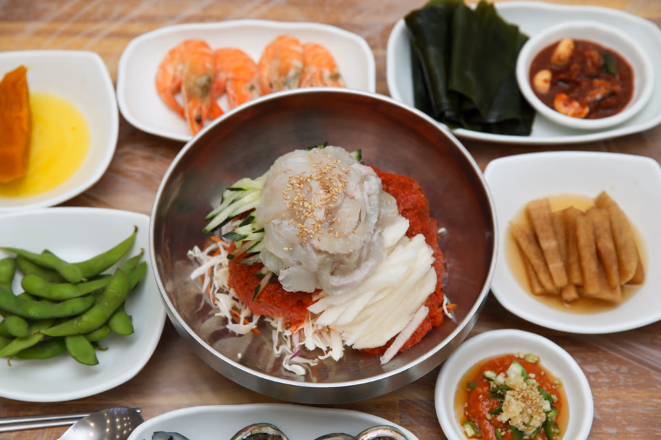 精選冰魚湯, 比目魚、鯛魚、鮮蝦