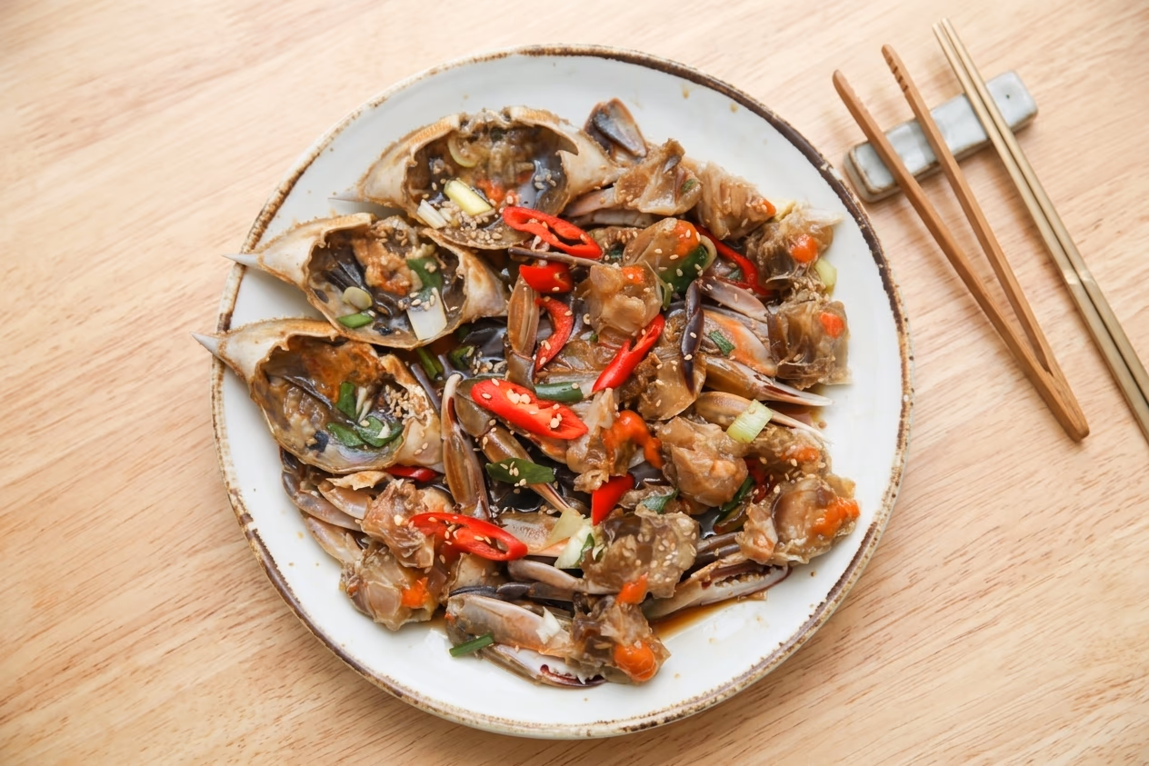 Ganjang Gejang soy sauce marinated crab at a Jagalchi seafood restaurant